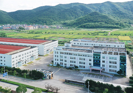 厂房大门